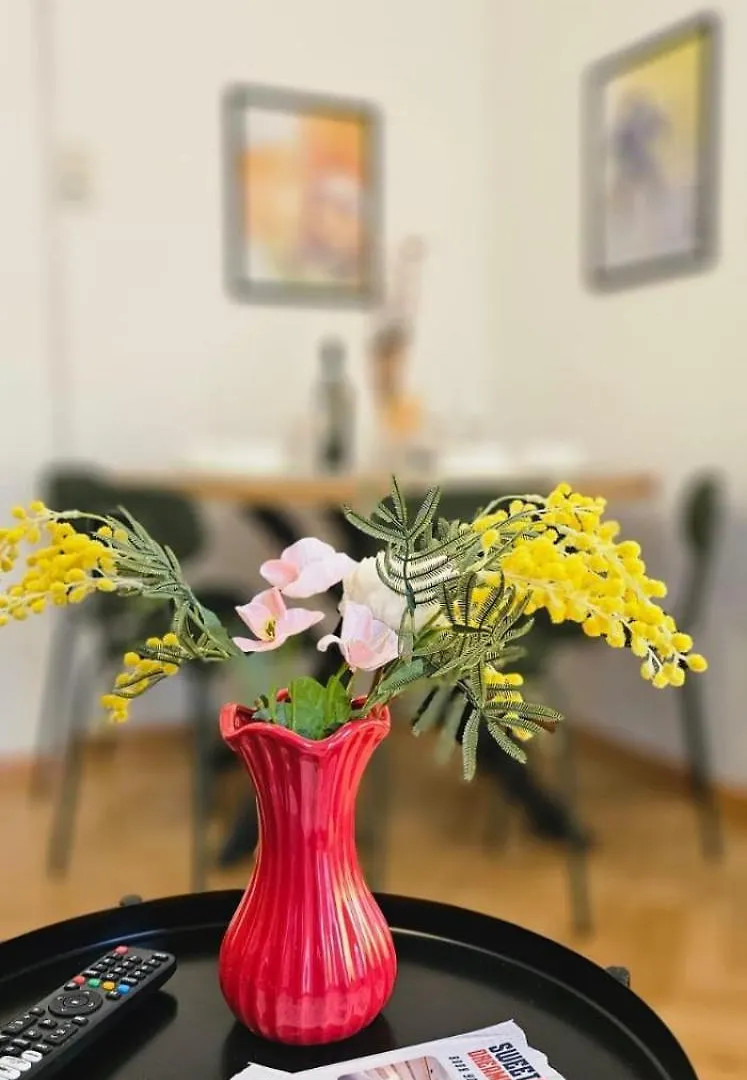 Sweet Dreams Suites Peaceful Flat Piata Romana Bucureşti 0*,